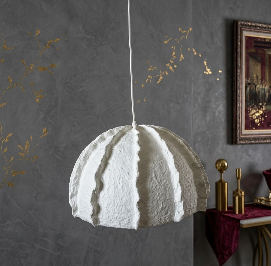 Minimalist Sculptural Pendant Lamp for Modern Aesthetic Home Decor & Restaurants